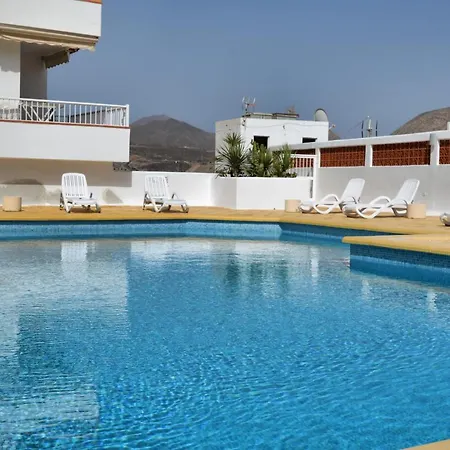 Panorama Old City Ocean View Apartment Лос Кристианос