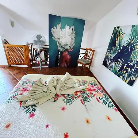 Panorama Old City Ocean View Apartment Апартаменты *
