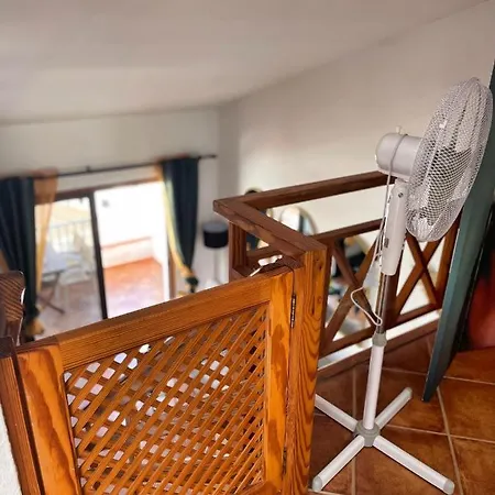 Panorama Old City Ocean View Apartment * Лос Кристианос
