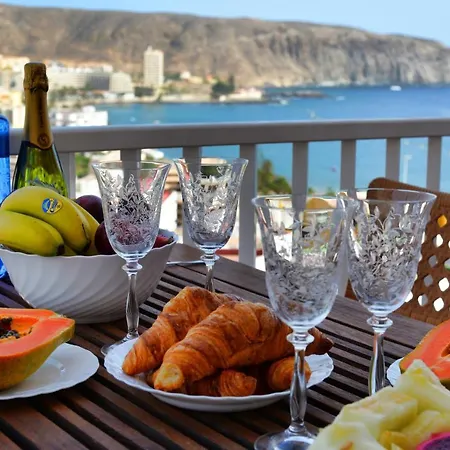 Апартаменты Panorama Old City Ocean View Apartment *