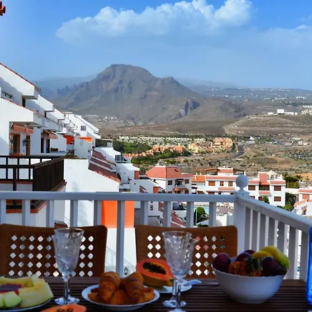 Panorama Old City Ocean View Apartment * Лос Кристианос