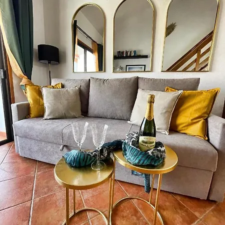 Panorama Old City Ocean View Apartment Апартаменты